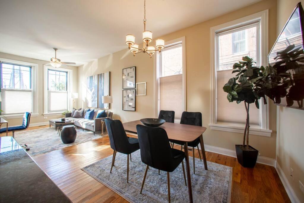 Apartamento Getaway In The Heart Of Pilsen Chicago Exterior foto