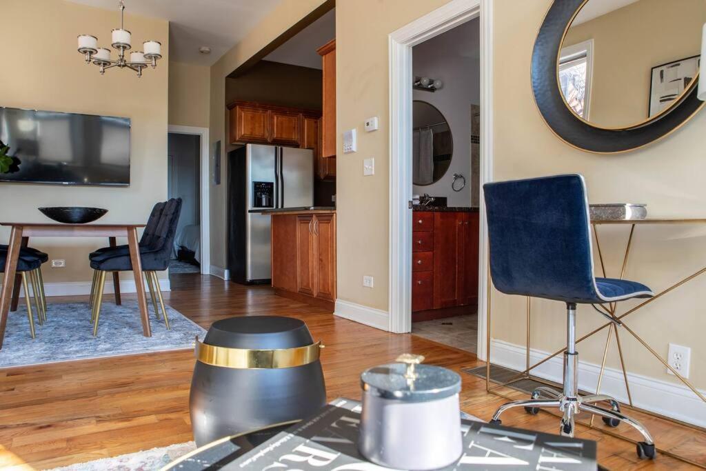 Apartamento Getaway In The Heart Of Pilsen Chicago Exterior foto
